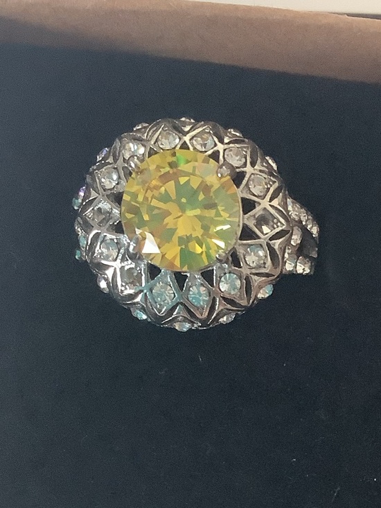 Jewelry - Stainless Steel Yellow Crystal Dome Cocktail Ring - Women Jewelry size 9